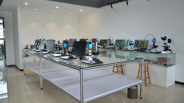 羞羞网页在线观看銷售部-產品展（zhǎn）台